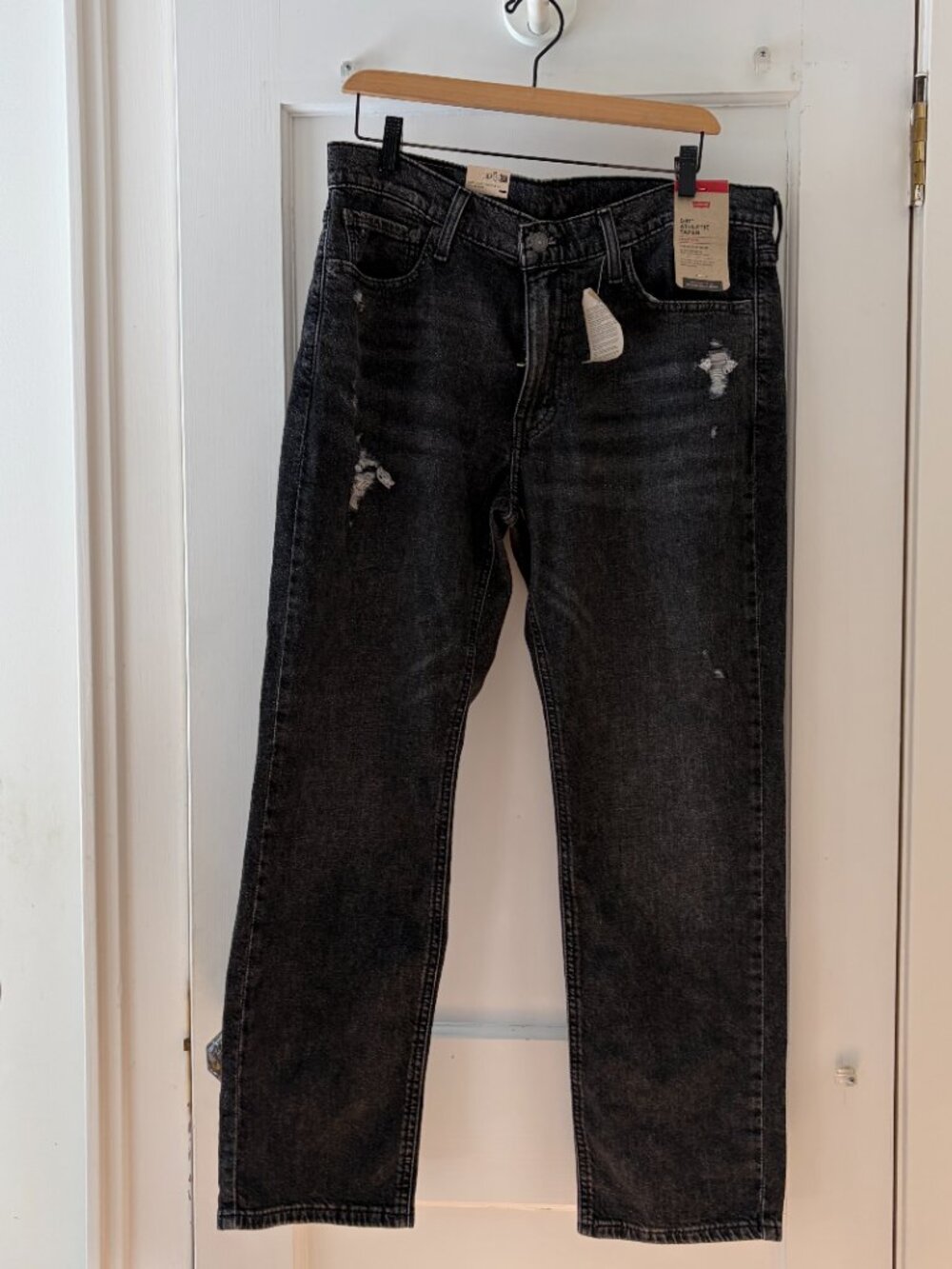 Levi's 541 Athletic Taper Black Jeans Size 33 x 30 NWT - Picture 2 of 6